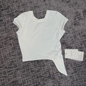 NWT Bombshell Sportswear Cropped Tee